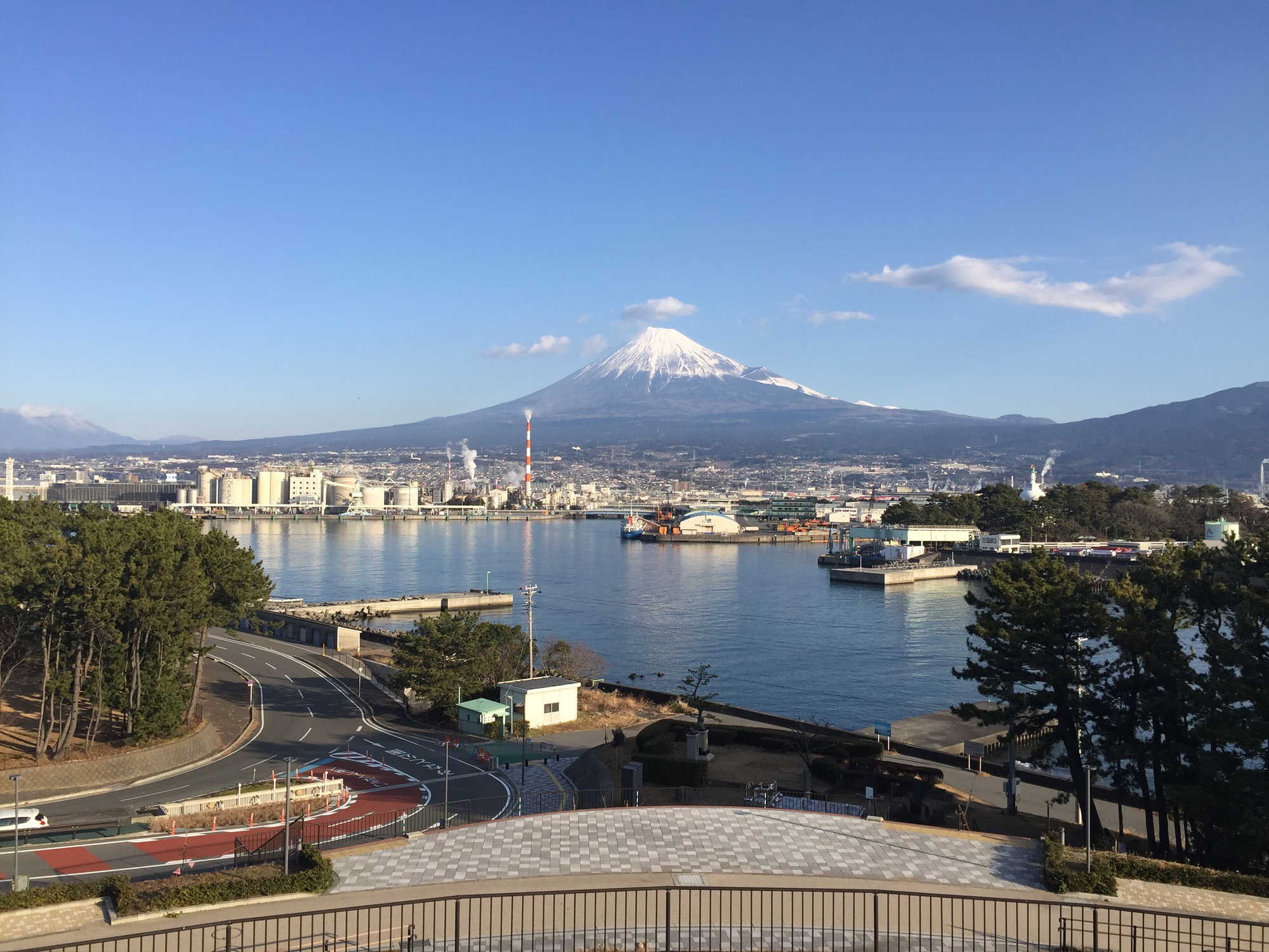 田子の浦港と富士山｜Mt.FUJI View Spot!｜富士山｜chafuka