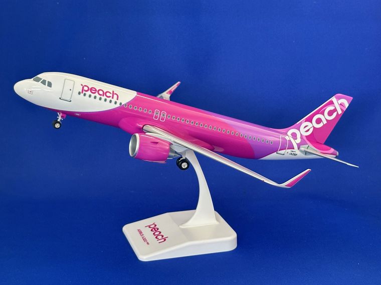 MM10010 EVER RISE PEACH / ピーチ A320neo JA215P 組立品 スナップ