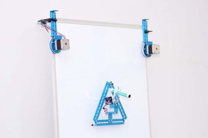 感嘆！ 4通りに組み替えられるお絵描きロボット「mDrawBot