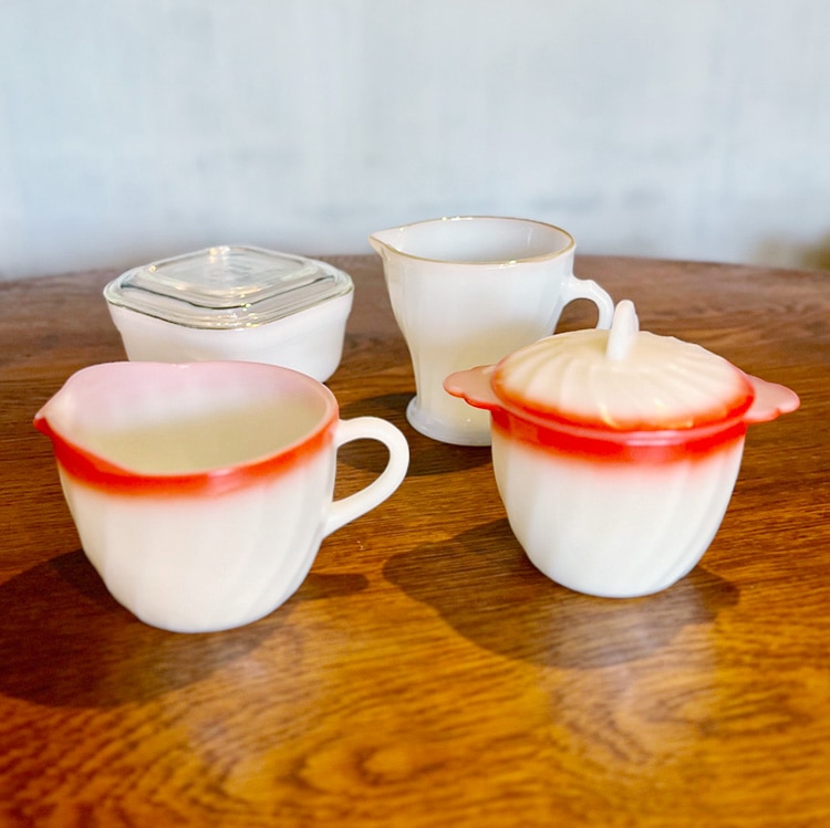 届きました！ - ヴィンテージ輸入食器店 3DROPS