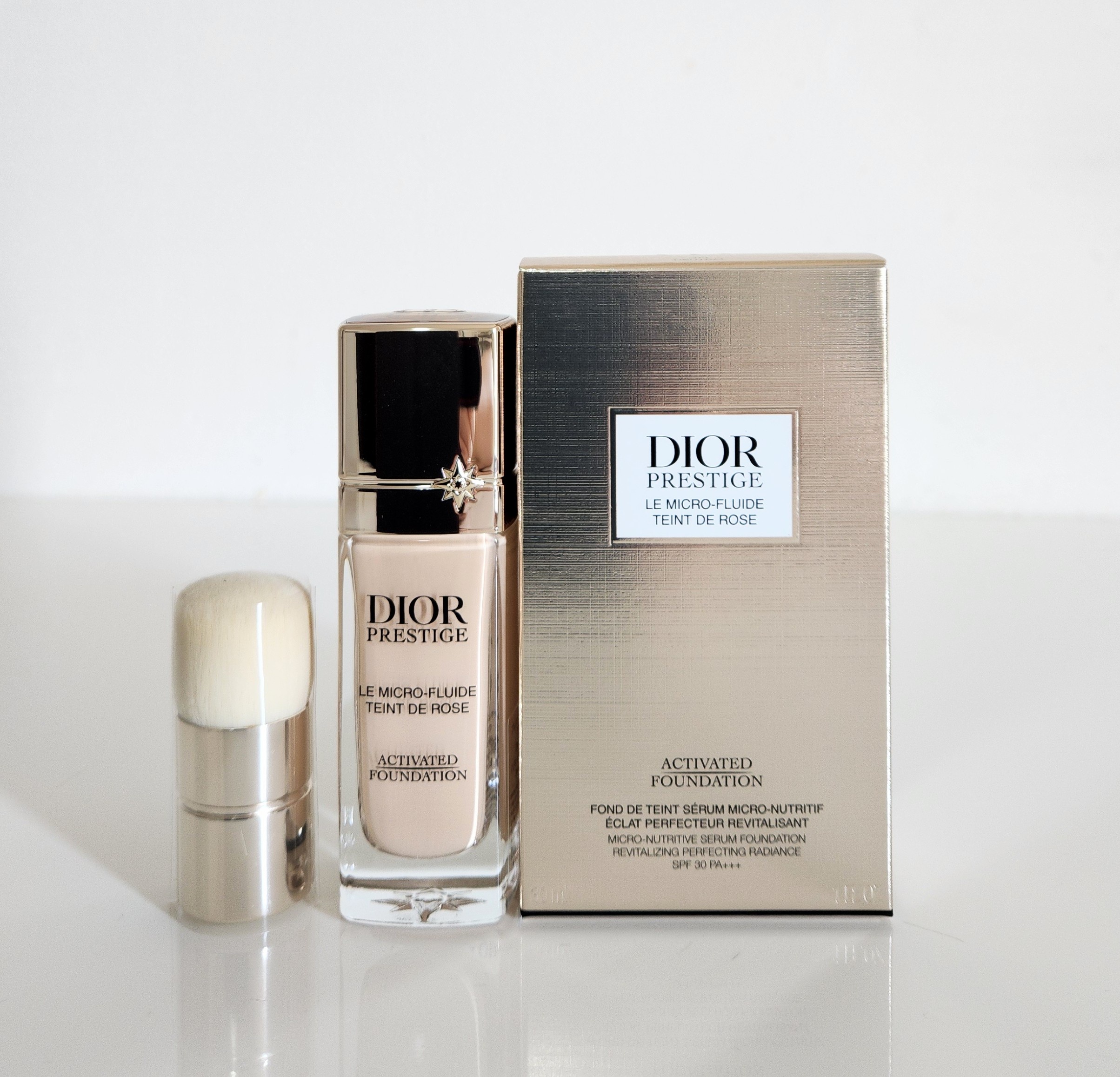 リニューアル品Dior プレステージ ル マイクロ フルイド Dior