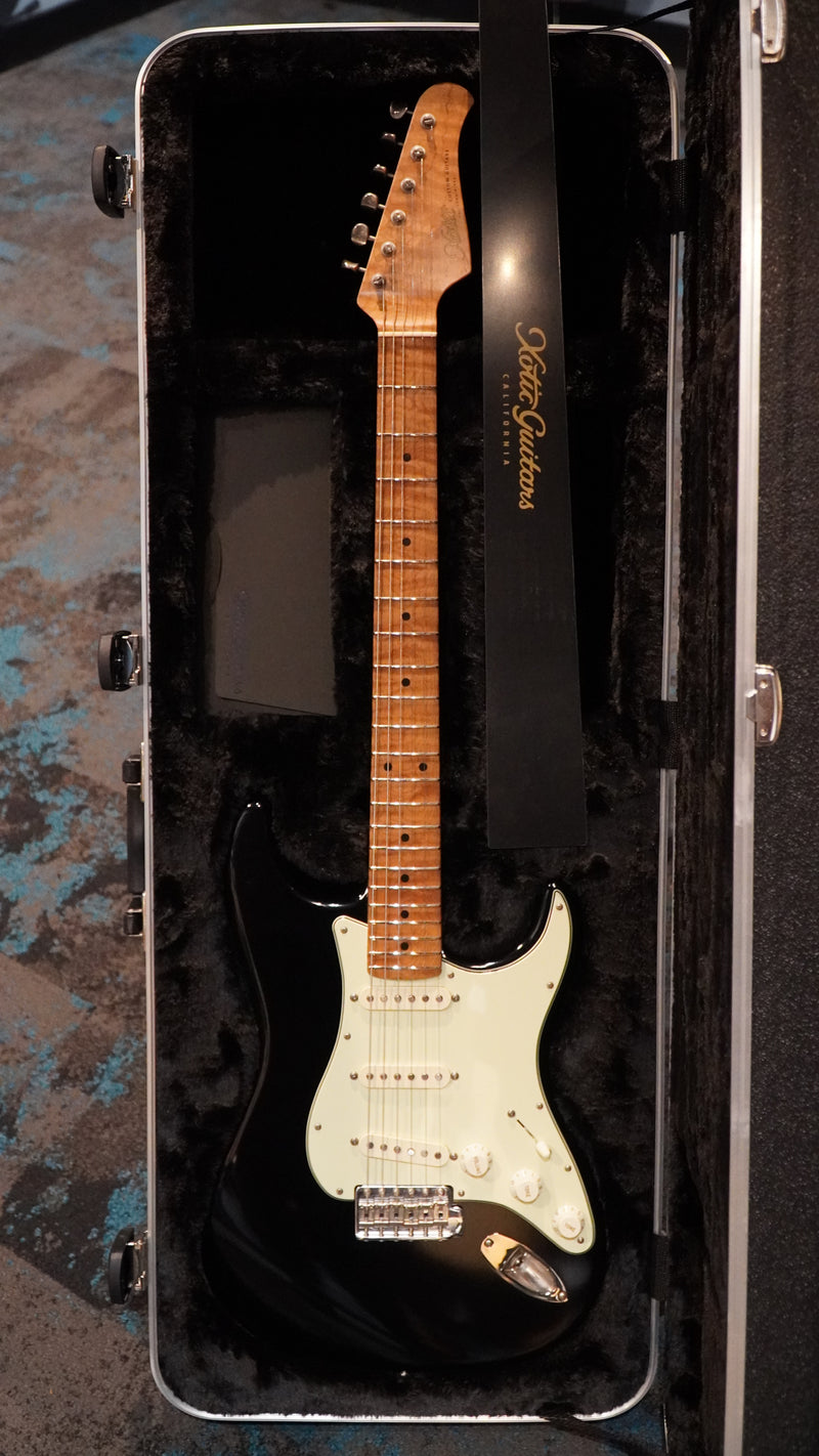 Xotic XSC-1 California Classic, Lightly Aged, Black, Alder