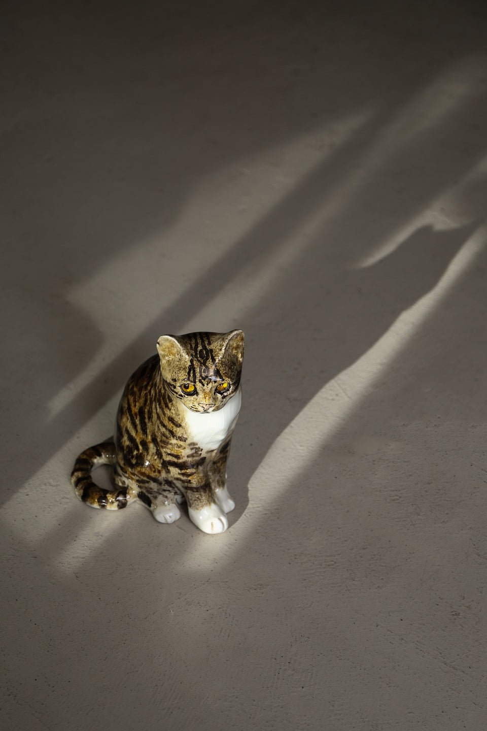 ウィンスタンレイキャット ケンジントンキャット キジ白猫 陶器