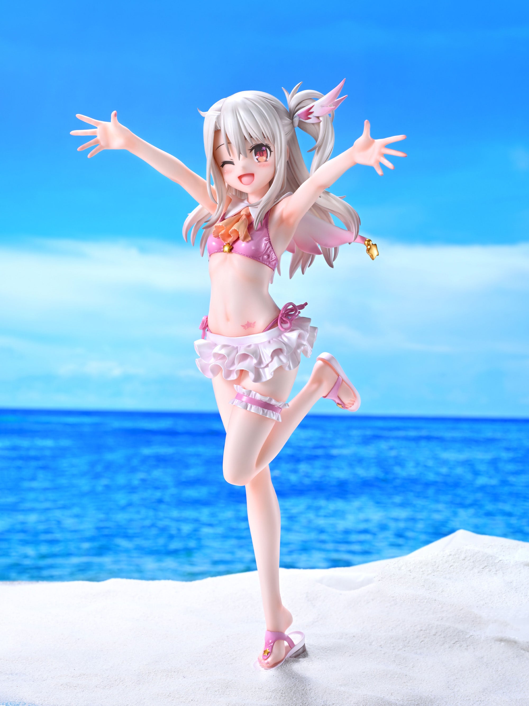 イリヤスフィール・フォン・アインツベルン 水着ver. 1/7スケール