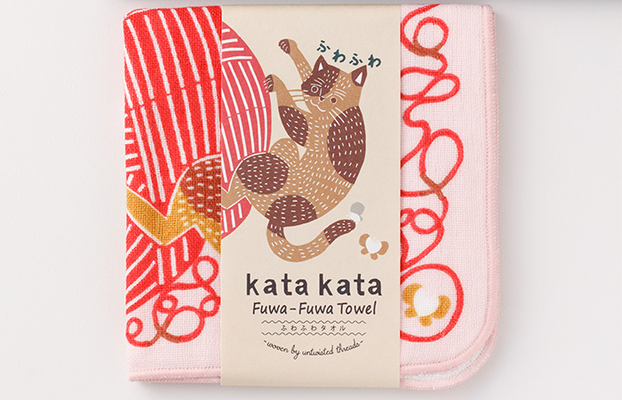 kata kata ふわふわタオル ネコと毛糸 ピンク | ふろしき むす美