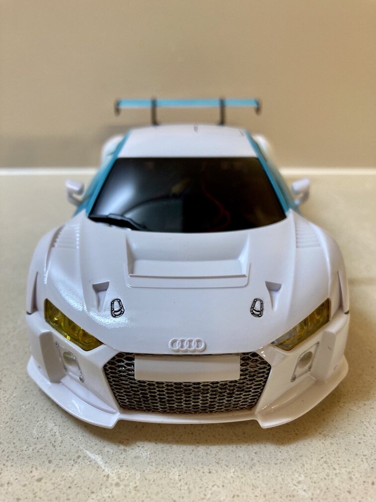 MINI-Z(ミニッツ)走行日誌 アウディR8 2015 のボディを作る
