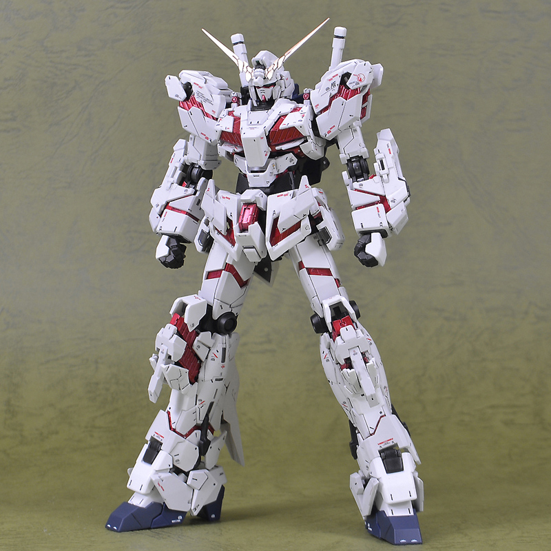 RG ユニコーンガンダム（バンデシネVer.）の塗装レシピと写真レビュー