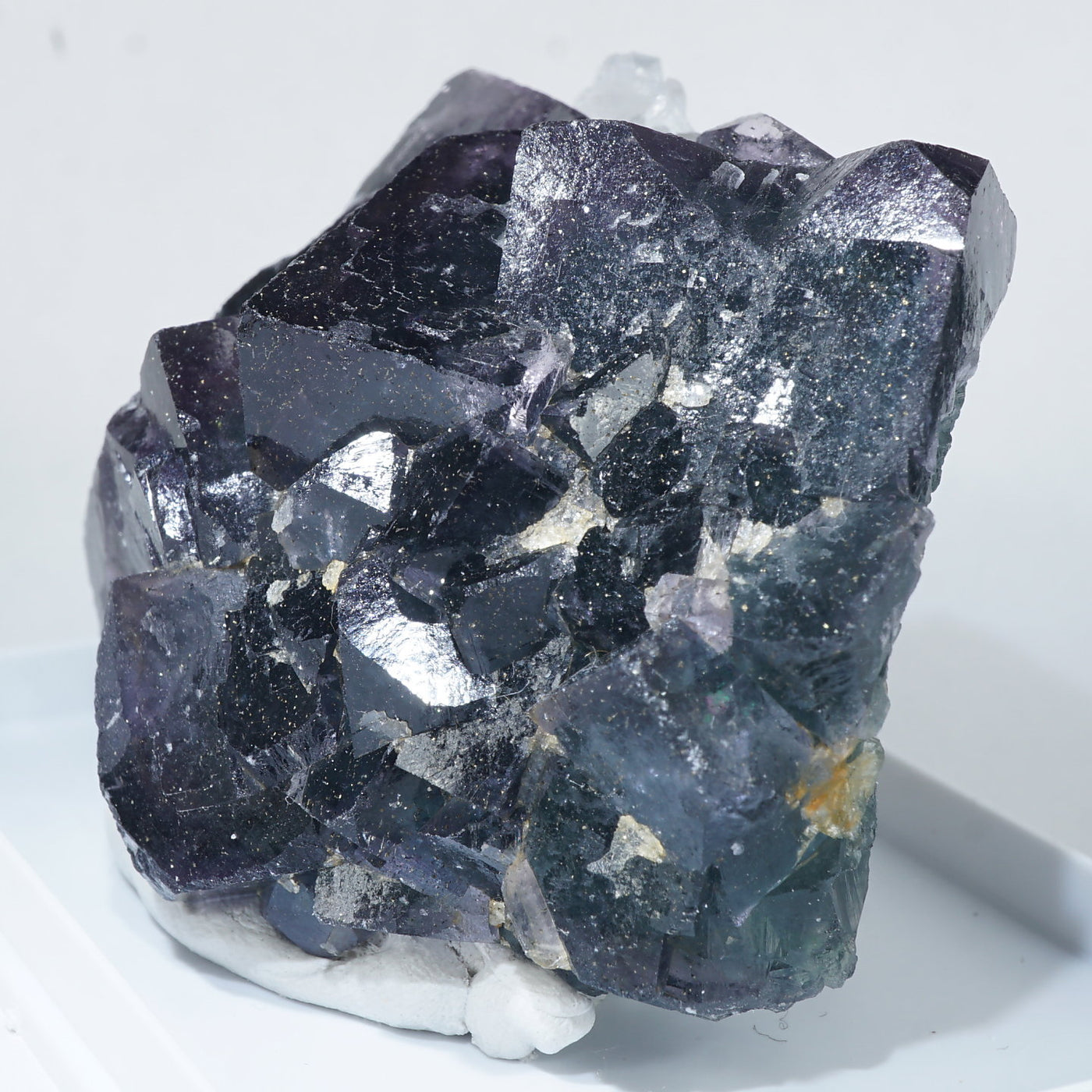 New Found》ナイジェリア Akwana産 フローライト・水晶 – 天然石