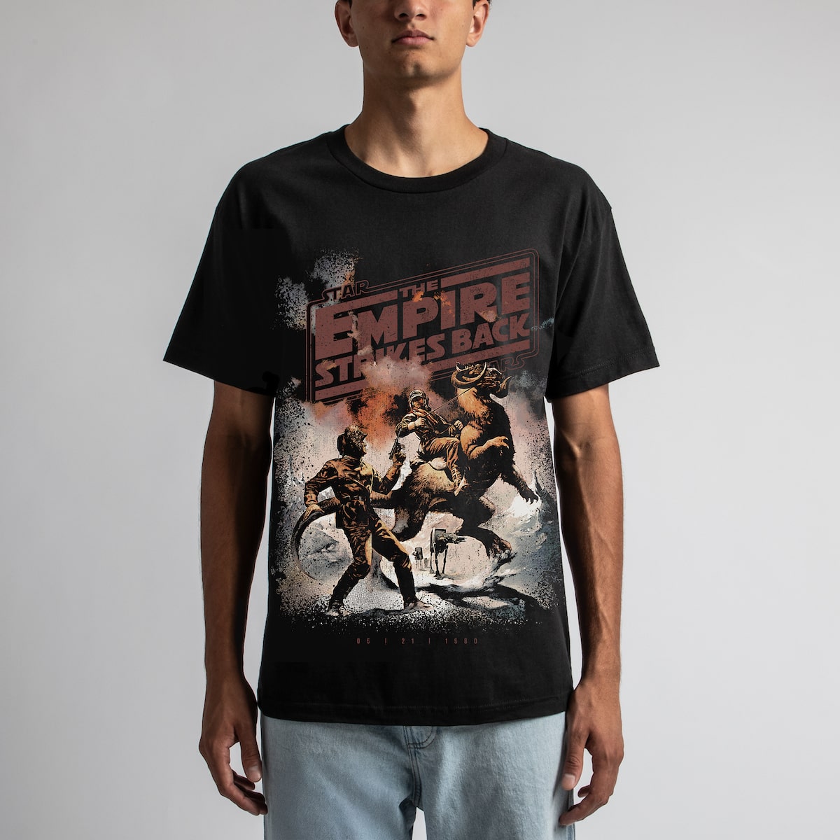 Star Wars The Empire Strikes Back Black Forge Tee | Heroes & Villains