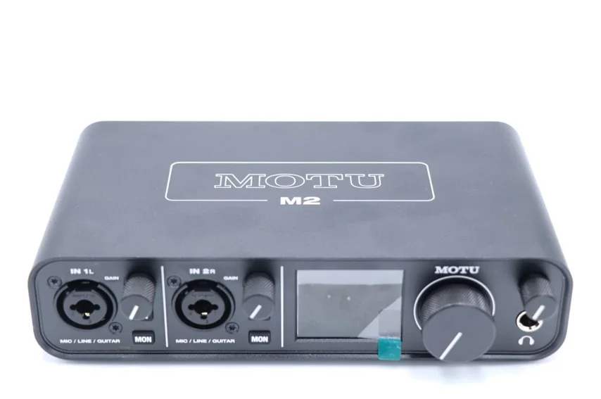 MOTU M2をレビュー。予算3万円で手に入る高音質オーディオ