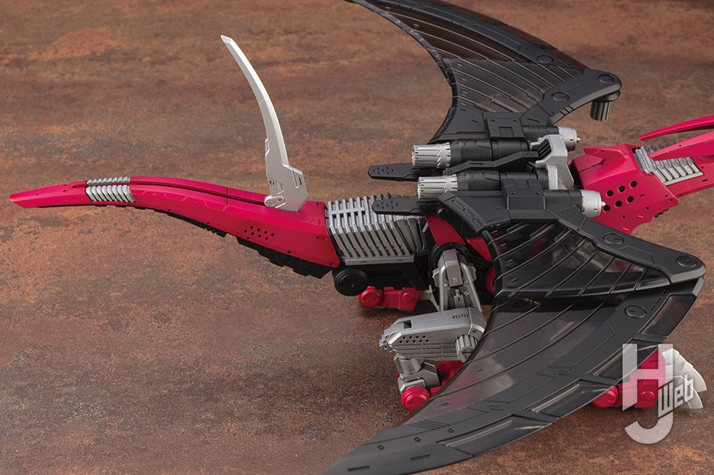HMMに待望の飛行ゾイド「レドラー」が登場！ カスタマイズパーツ