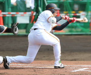 巨人】梶谷隆幸、今季初の猛打賞＆2打点に「全集中でキバっていきま