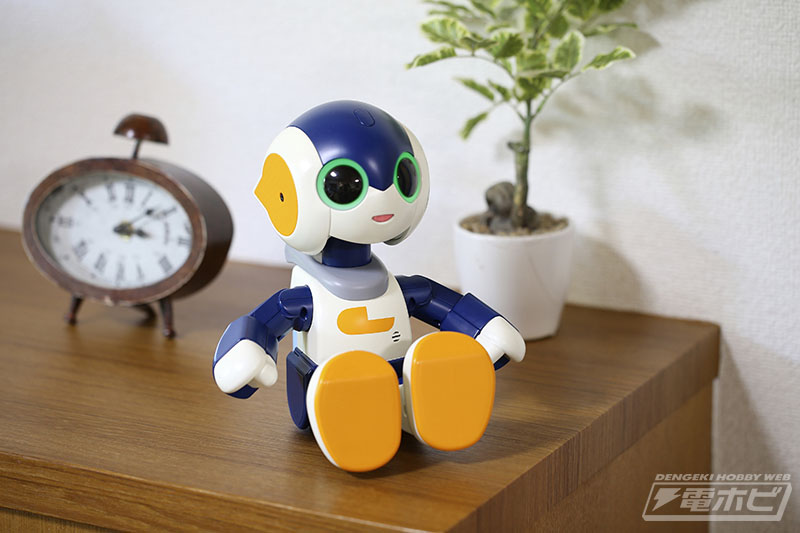 パーソナルトークロボット「ロビジュニア」第2弾が登場！今度は遊べば