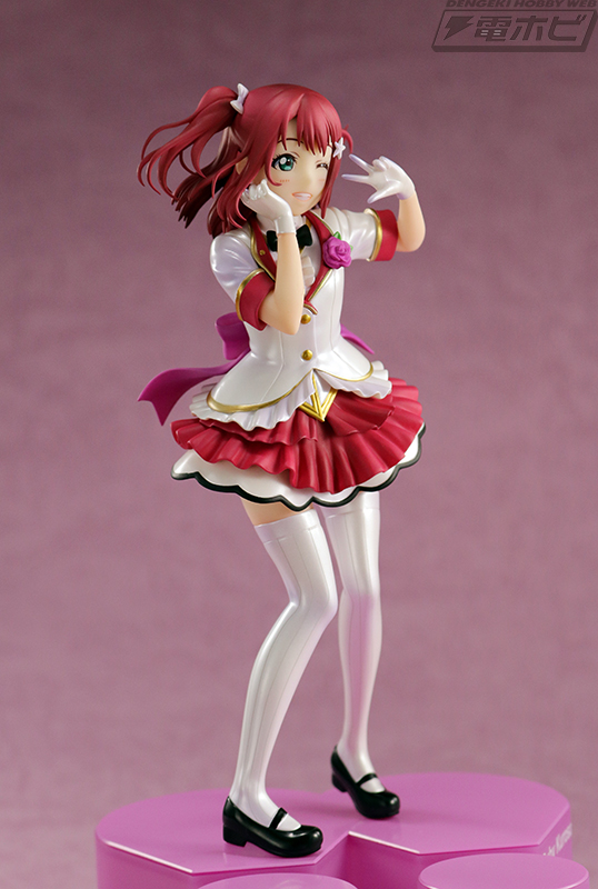 ピース＆ウインクで可愛くアピール♪電撃屋『ラブライブ！サンシャイン