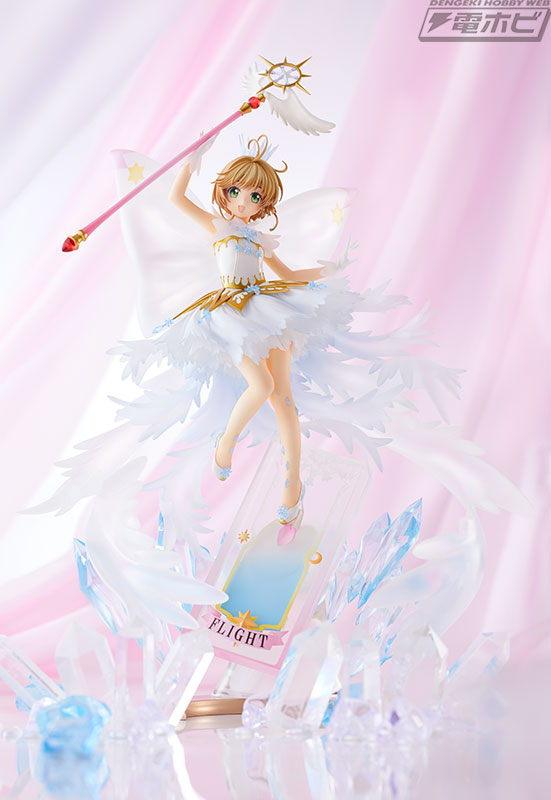 カードキャプターさくら クリアカード編』オープニング衣装を身に