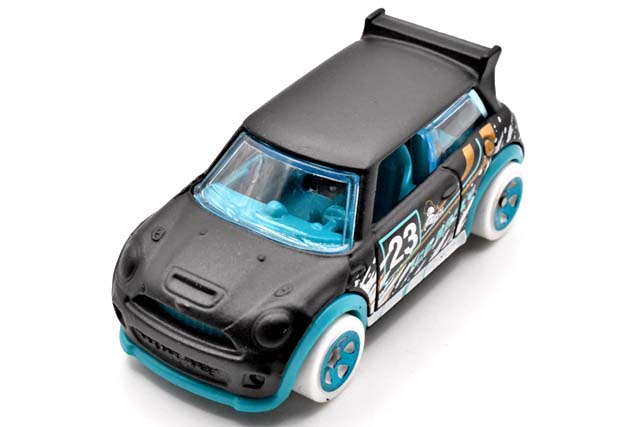 MINI COOPER S CHALLENGEのレビュー！二代目BMWミニのワンメイクレース