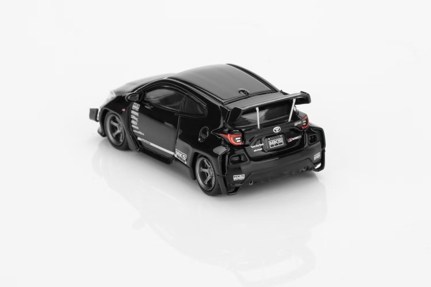 Preorder] Fuji 1:64 Toyota GR Yaris Pandem Rocket Bunny wide body