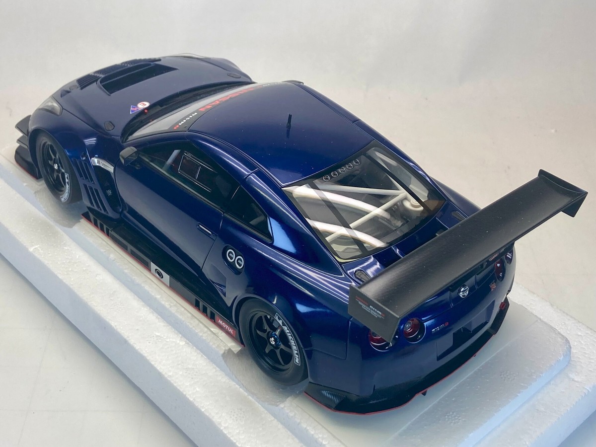 1:18 AUTOart Nissan GT-R Nismo GT3 R35 (Aurora Flare Blue Pearl