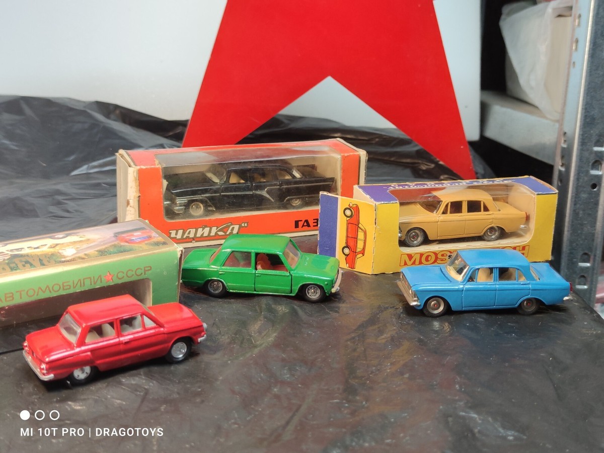 VINTAGE ZAZ 968 A16 ZAPOROZHETS METAL CAR ORIGINAL BOX CCCP 1:43
