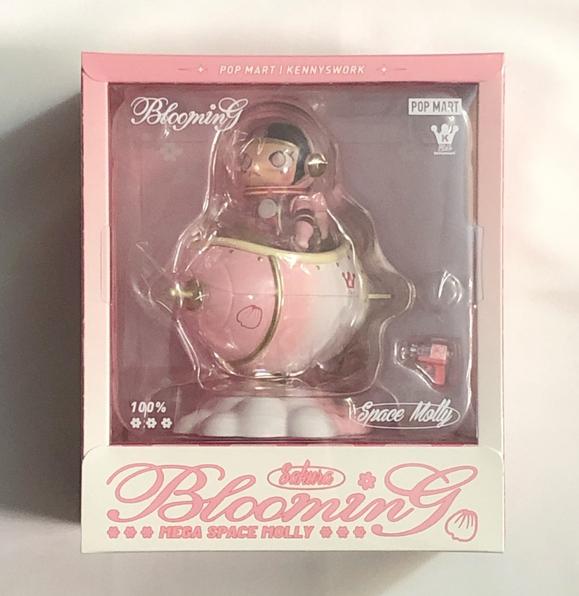 POP MART MEGA COLLECTIONS MEGA SPACE MOLLY 100% Blooming-Sakura