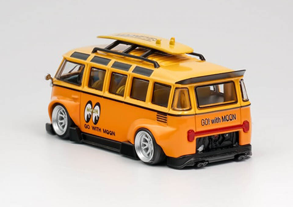 ミニカー 4R-778 TPC 1/64 VW T1 Kombi MOONEYES OCT 2023 TPC 1/64 VW