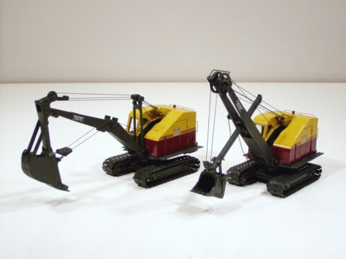 Sumitomo SH250-7MH 1/50 Scale Material Handling Excavator Model