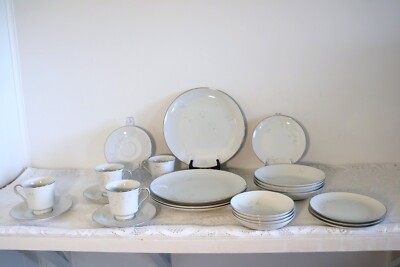 CELEBRITY FINE CHINA BRIDAL ROSE 5895-2 24 Pcs 6 Piece Place