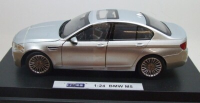 Joy City 1:24 - BMW M5 Silver | eBay