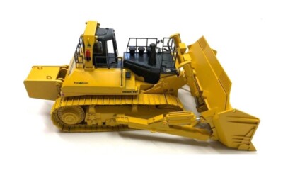 Komatsu D575A-3 SD Super Dozer - A3 Version HiMoBo 1:50 Scale