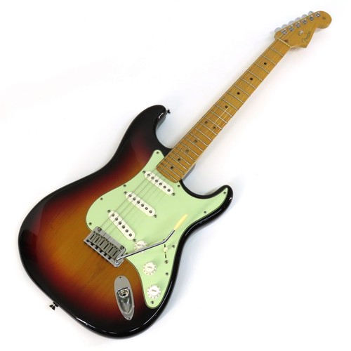 2014 Fender ST-STD Standard Stratocaster - Made in Japan - Pro Set