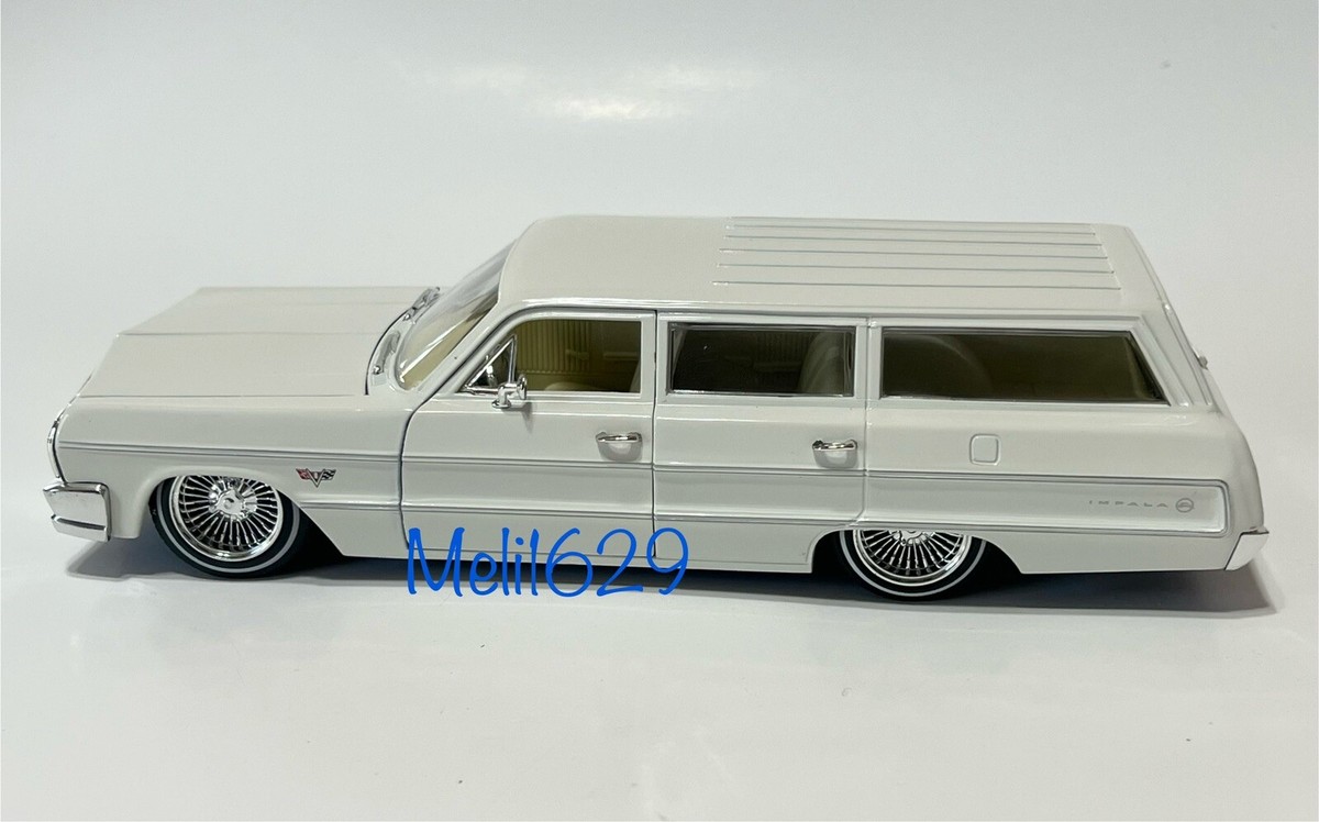 Jada 1/24 Street Low 1964 Chevrolet Impala Station Wagon (ivory