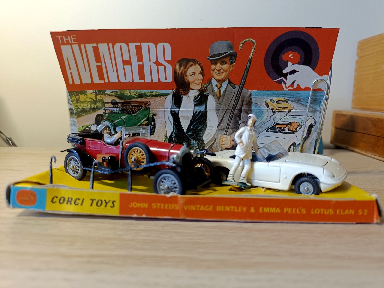 Corgi 40, Avengers Set - Free Price Guide & Review