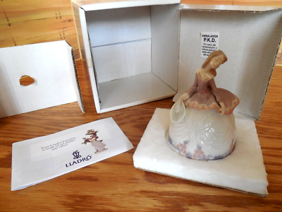NEW Retired 1990 Lladro 