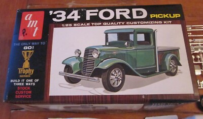 AMT 1934 Ford Pickup Service Truck 3-in-1 Mid-'60s Box Kit # 2334