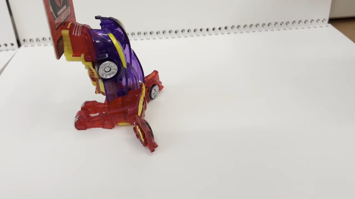 TURNING MECARD]GRYPHINK(GRYPHON+SPHINX)Transformable Robot Car