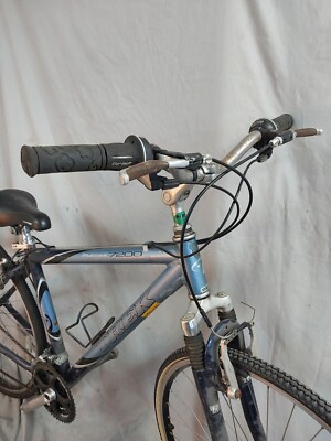 1992 Trek Multitrack 7200 Hybrid Bike 17.5