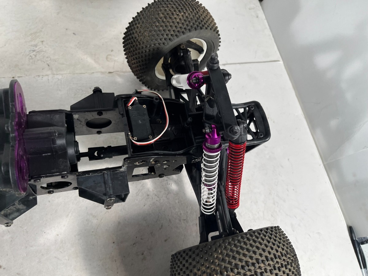 HPI Racing E Savage Electric 1/8 4x4 Monster Truck Roller Slider