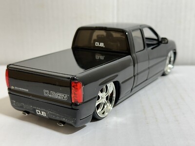 JADA DUB 2002 CHEVY SILVERADO BLACK 1:24 PICKUP TRUCK DIECAST