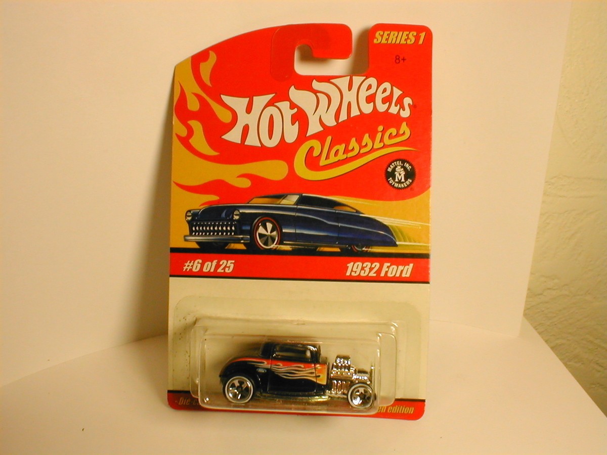 2005 Hot Wheels Classics 1 #6 1932 FORD dark blue/black with