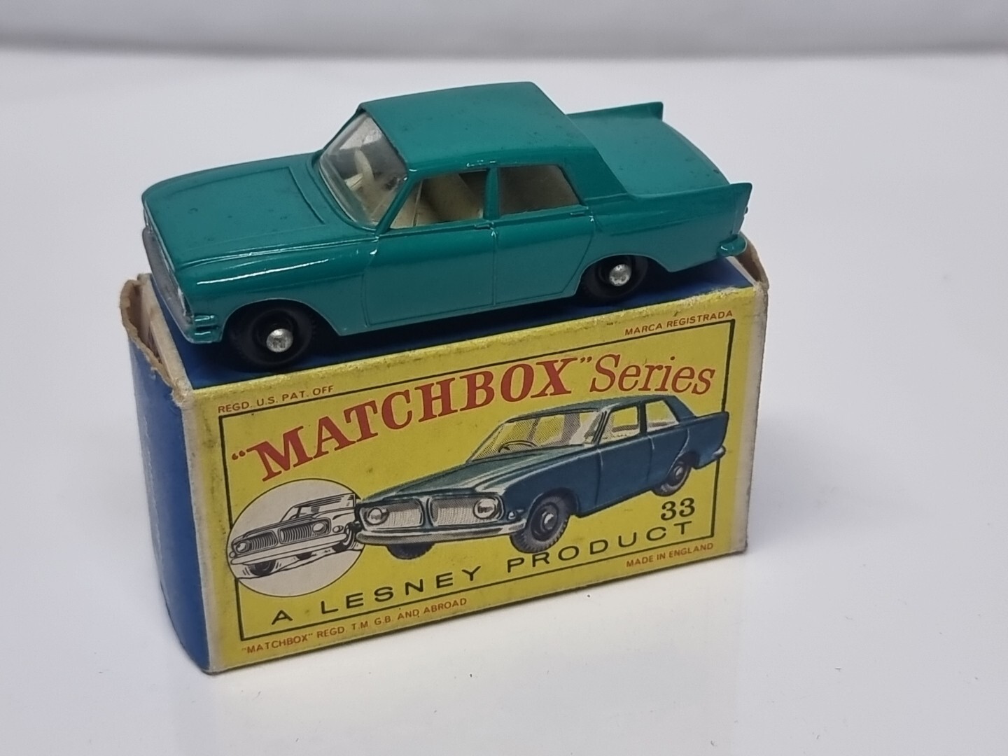 Matchbox 33b, Ford Zephyr 6 - Free Price Guide & Review