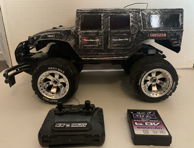 Nikko Hummer 1:18 Scale RC. Has Remote And Battery, NO BATTERY