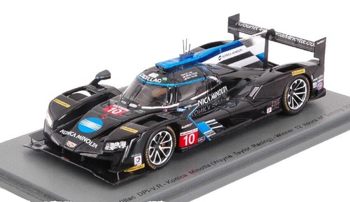 Toyota TS050 Hybrid #7 Gazoo Racing 2017 Spark Diecast Vehicle in