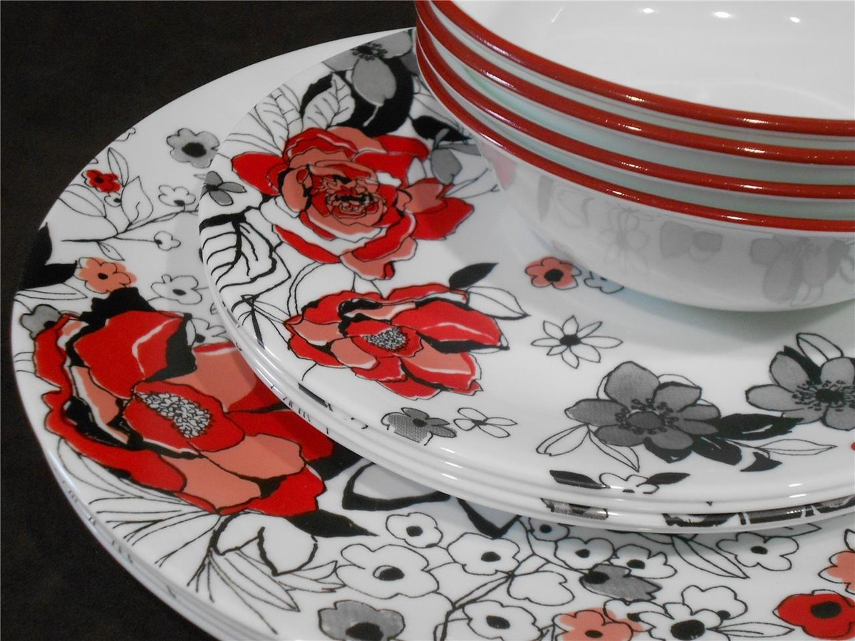 ❤️ NEW 12-pc Corelle CHELSEA ROSE Round Dinnerware Set *Floral
