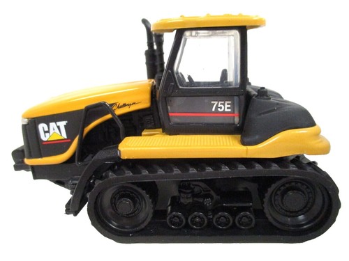 Norscot Models CAT 611 Wheel Tractor Scraper 1/64 55303 FS NEW