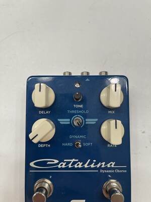 Seymour Duncan Catalina Dynamic Stereo Chorus Analog Guitar Effect