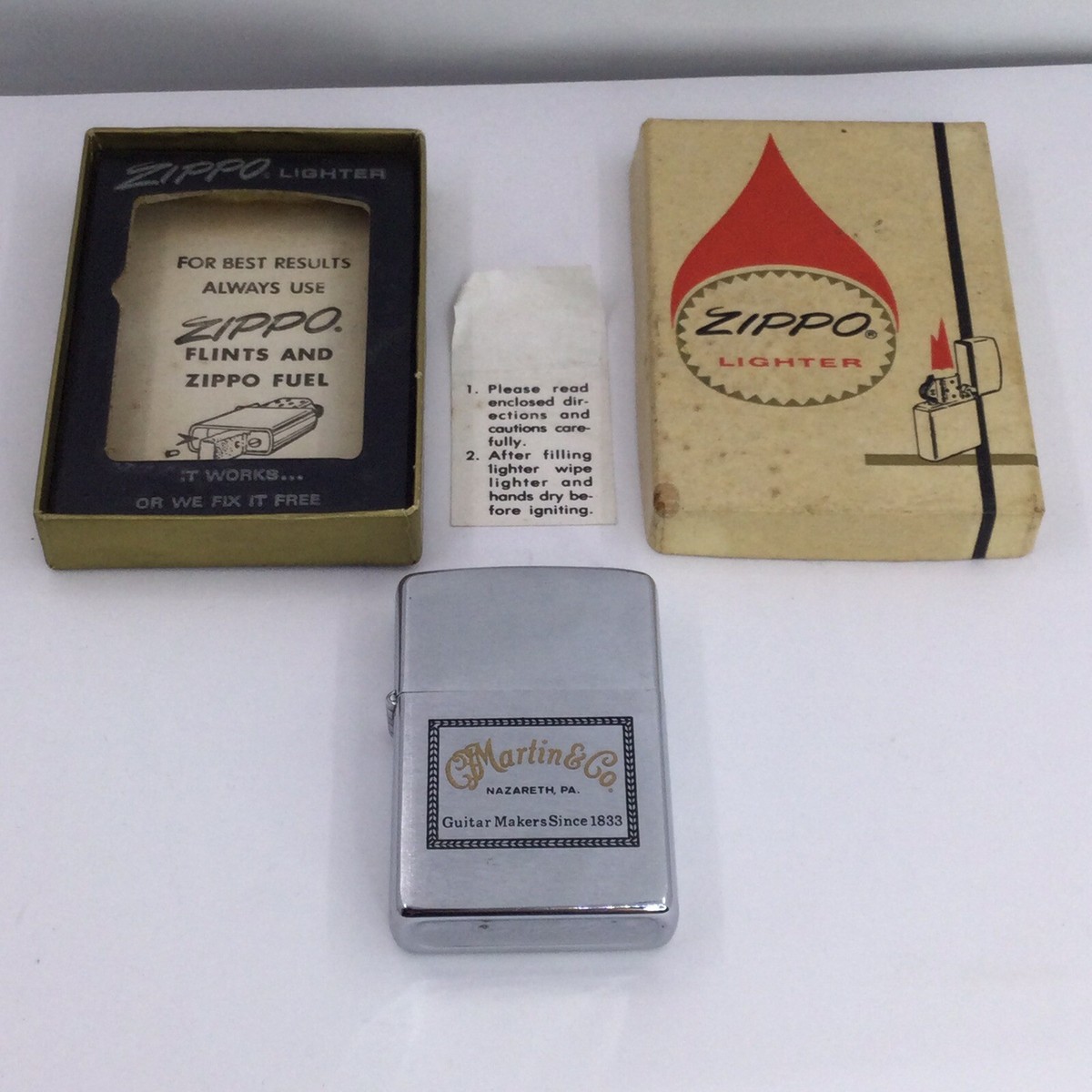ZIPPO 1976 - FULL SIZE - MARTIN GUITAR ADVERTISEMENT- M.I.B.