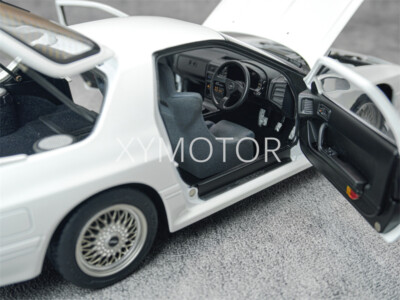 WHELART 1:18 Mazda Savanna RX-7 FC3S infinite RX7 White Diecast