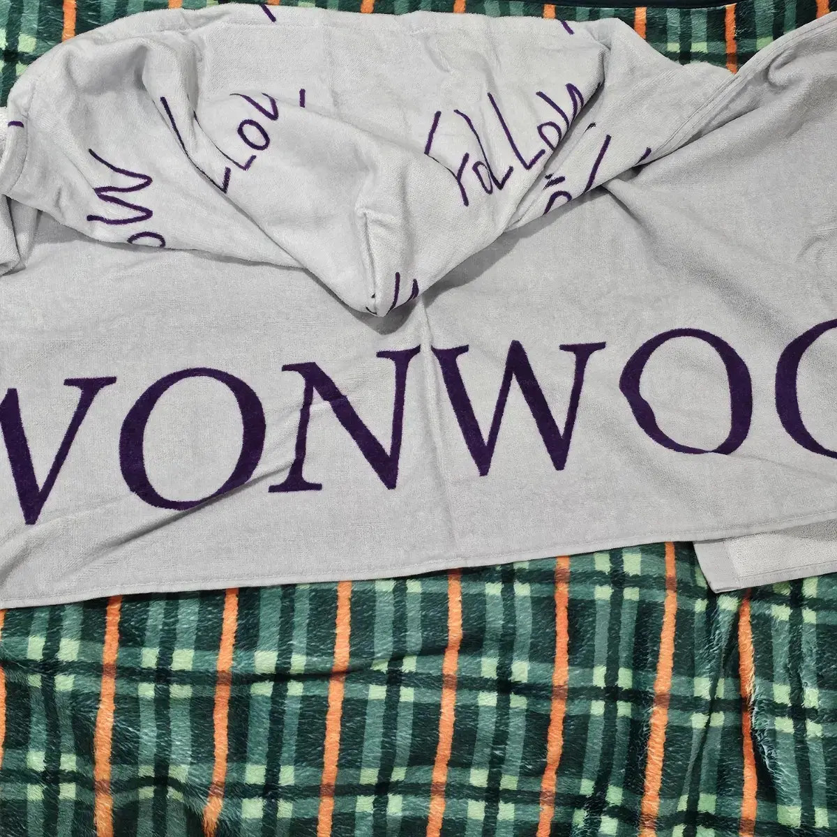 seventeen WONWOO FOLLOW JAPAN HOODIE TOWEL SEVENTEEN WONWOO | eBay