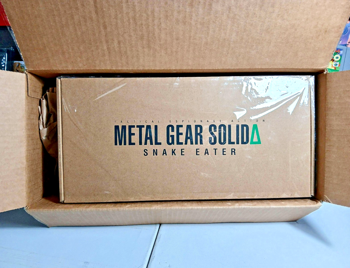 Metal Gear Solid Delta Snake Eater JUNGLE SURVIVAL BUNDLE Limited