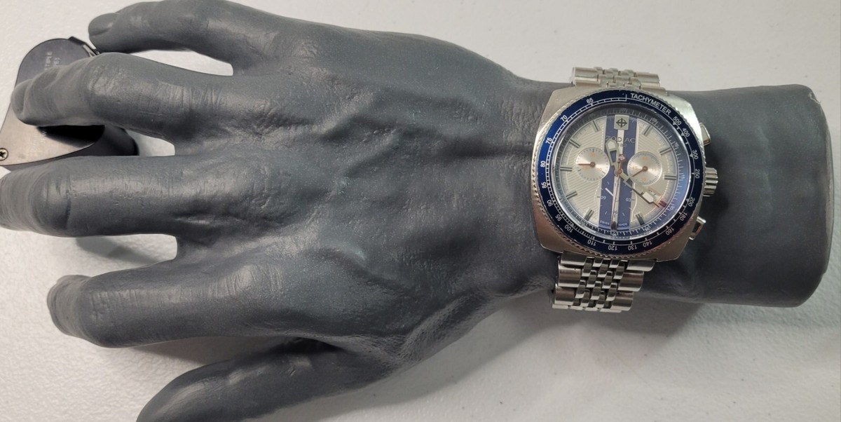 RARE Zodiac 1882 V8 Shelby 44mm Chronograph 13 Jewels Swiss Quartz